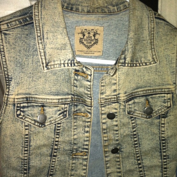 ✨Jean Vest✨ - Picture 1 of 3