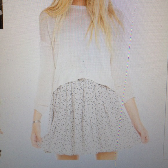 Brandy Melville skirt SOLD❌❌❌ - Picture 3 of 3