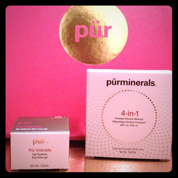 Pur Minerals 4-in-1 Mineral Make-up & Gel Eyeliner
