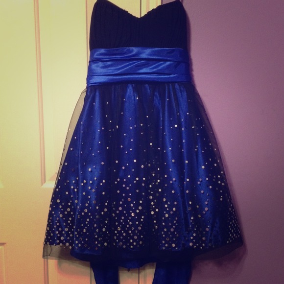 Strapless blue dress