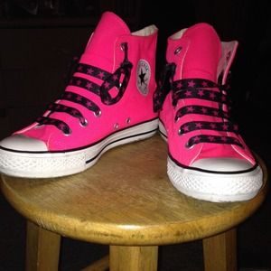 🚫SOLD🚫 Hot Pink Converses