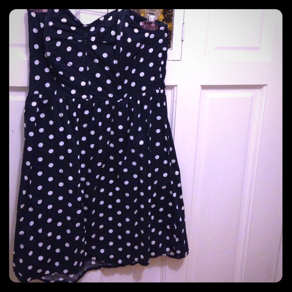 Strapless dress