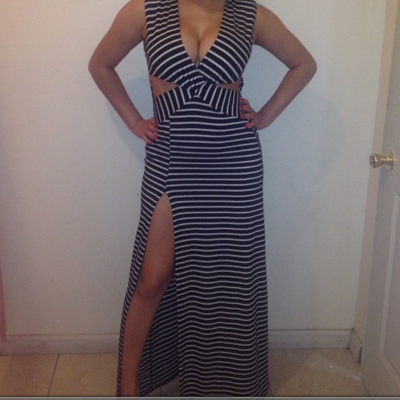 🚫SOLD IN BUNDLE NOT AVAILABLE ✖️✖️ - Picture 4 of 4