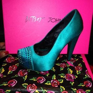 "Majestee" Teal Satin Betsey Johnson