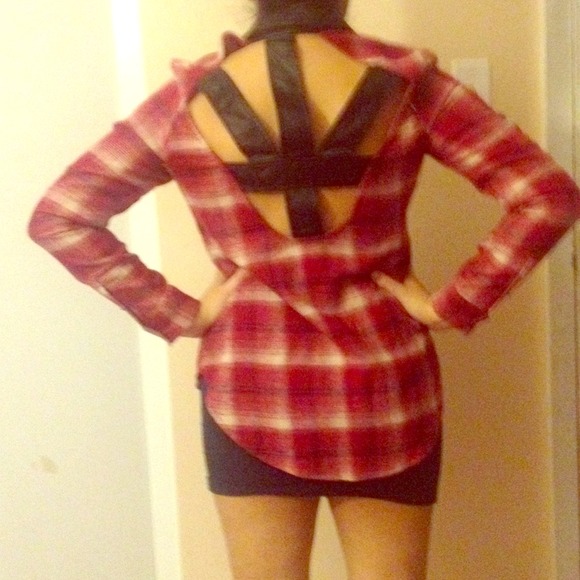 PLAID BOTTON DOWN SHIRT