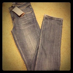 Burberry Stretfield Denim
