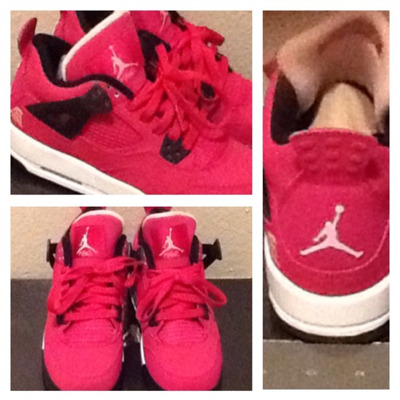 Girls Air Jordan 4 Retro Sold!!!!