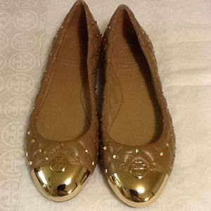 Tory burch, wear it couple time only very new