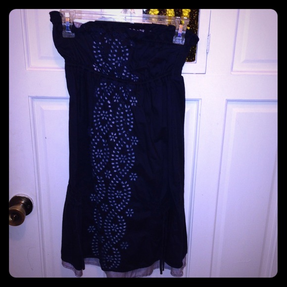 Strapless dress