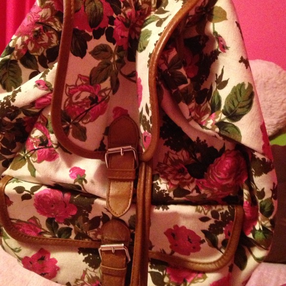 Floral backpack - Picture 4 of 4