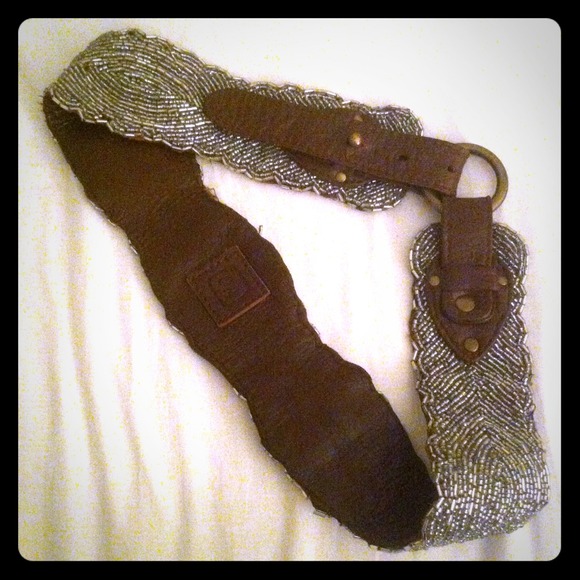 Anthropologie scalloped gleam belt