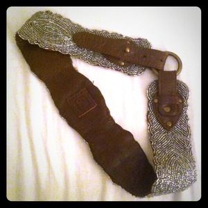 Anthropologie scalloped gleam belt