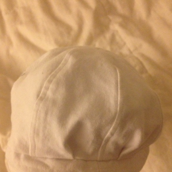 Hat - Picture 2 of 3