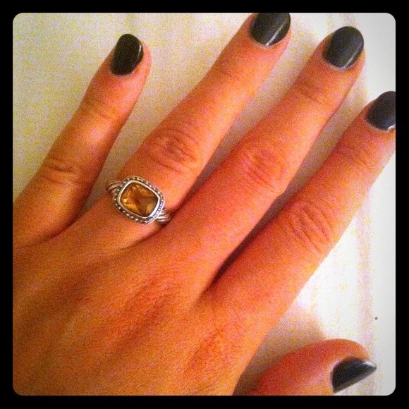 AUTHENTIC David Yurman Noblesse ring with Citrine