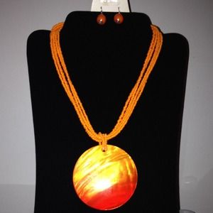 Large Seashell Pendant Necklace/Earring  Set