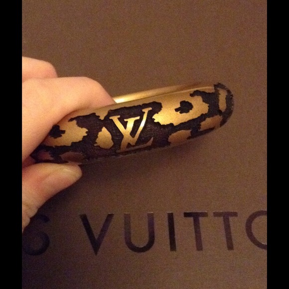Leopard monogram Louis Vuitton bracelet