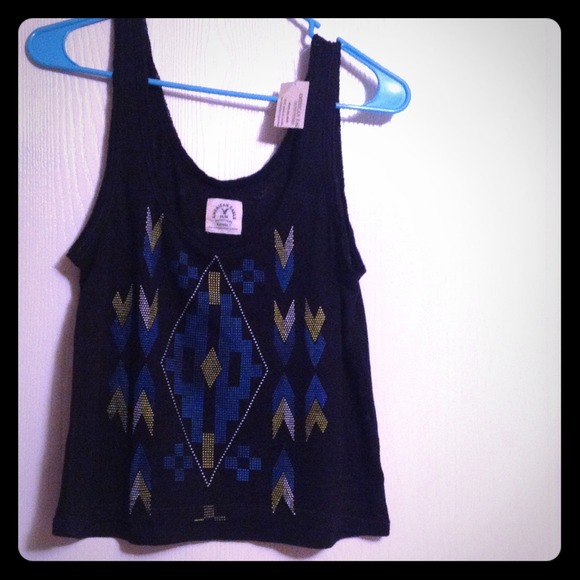 American Eagle tribal sleeveless top
