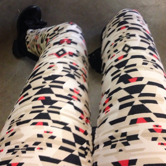 Tribal pant jeggings - Picture 1 of 1