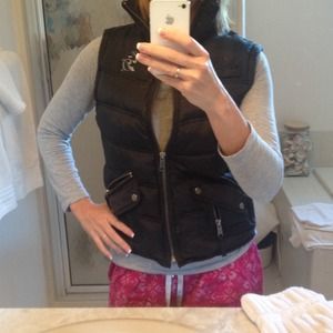 Harley Davidson black puffer vest size small