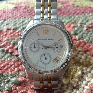 ⭐ On hold ⭐for sanhar Michael Kors Two Tone Watch