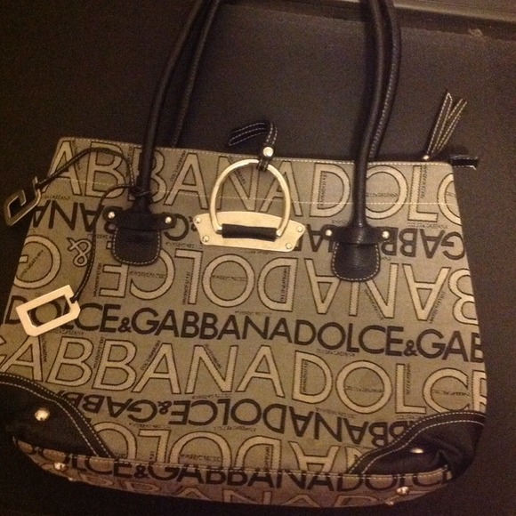 Purses - Picture 3 of 3