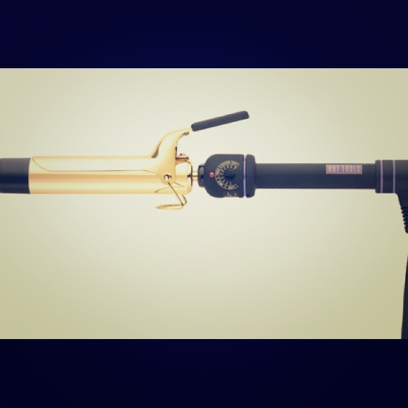 NWT Hot Tools Professional 1.25 inch Curling Iron