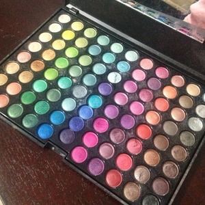 ❌Traded❌ CS 88 shimmer palette & CK bundle