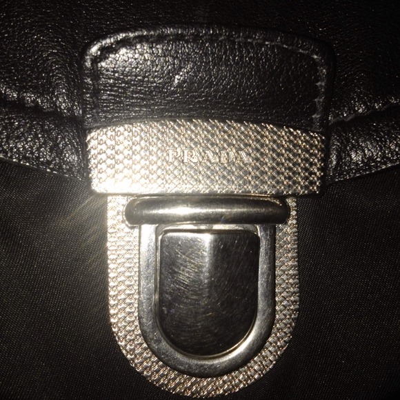 Prada(SOLD) - Picture 3 of 4