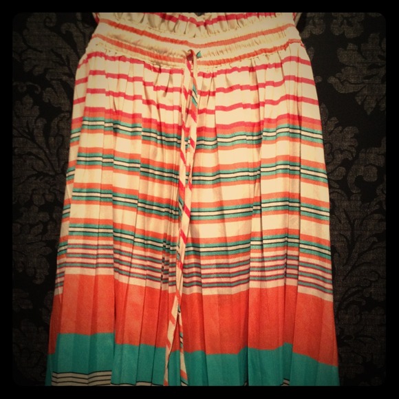 Skirt!