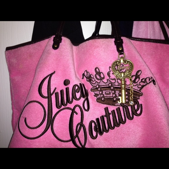 🎀🎀 Auth Juicy couture Purse 🎀🎀 💞💞 RESERVED