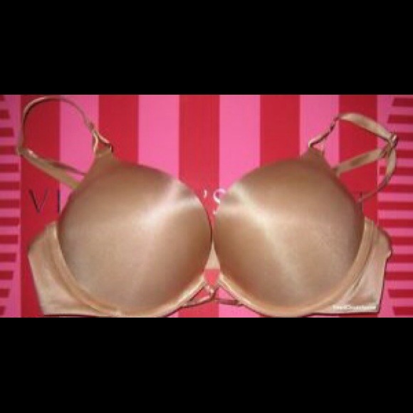 Victorias Secret Nude Bombshell push-up Bra