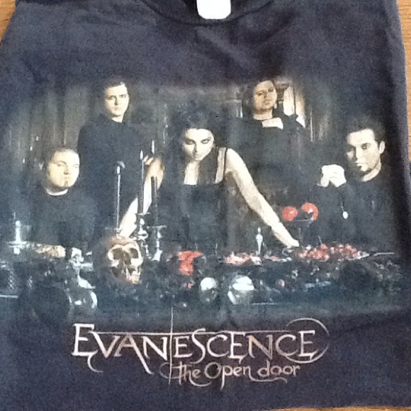Evanescence Band Tshirt