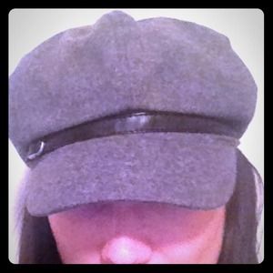 Grey Paperboy Style Hat with black accent