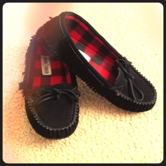 Flannel lined moccasins with fringe 🍁🌾🍂