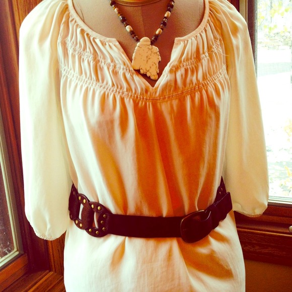 Traded:  @csigrandi Loft peasant top.