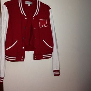 Varsity style jacket💛