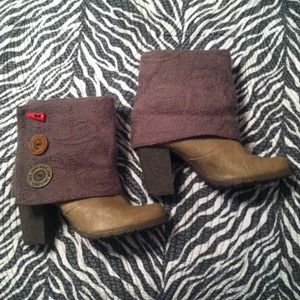 Muk Luk short boots