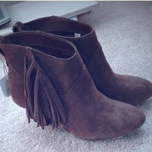 Suede  american eagle booties👏👏👏sold