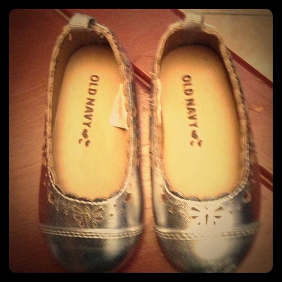old Navy SiZe 5 Baby girl flats