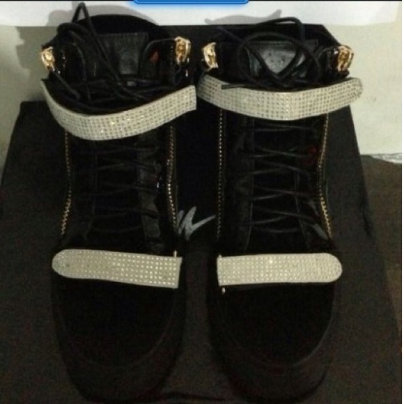 SOLD!!!!!!! - Picture 2 of 4