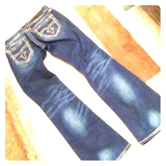 Rock Revival💢💢RESERVED💢💢