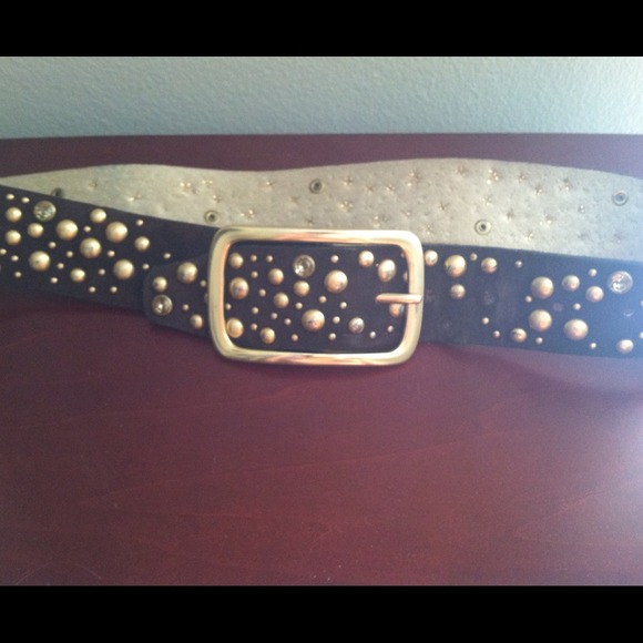 Brown suede leather belt.