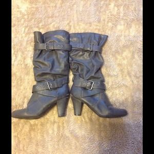SOLD IN BUNDLE Gray boots with buckles