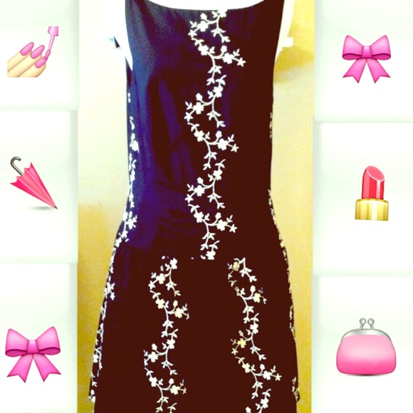 Helen Wang NY black feminine dress💕host pick - Picture 2 of 4