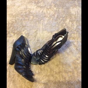 SOLD!!!!!NEVER WORN! Black strappy sandals