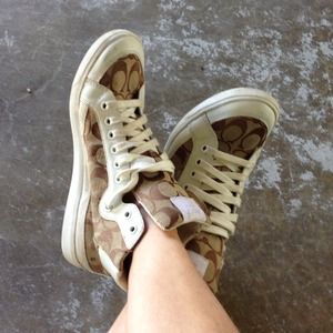 ❌Bundle trade for Sock monkey couple