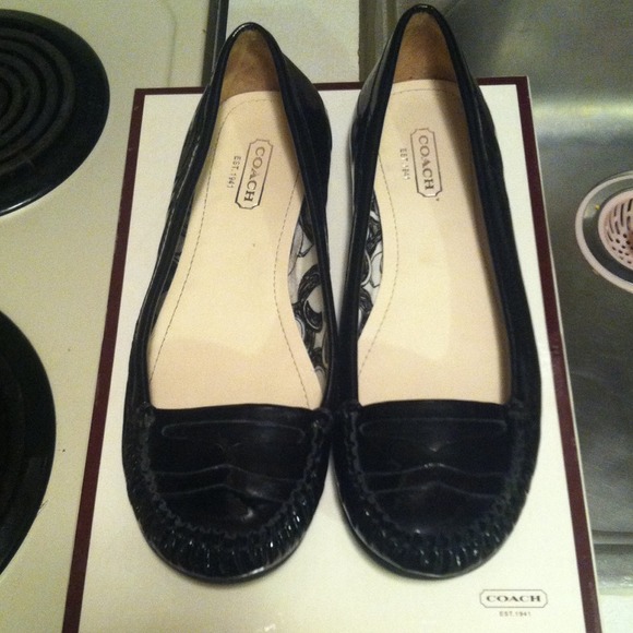 Coach Shoes - 🌟Just Reduced!🌟Coach black patent loafers