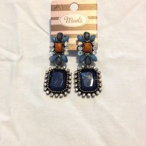 Navy dangle earrings