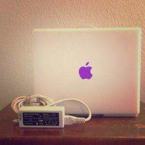 Apple ibook G3, Runs Mac OS tiger. Make me a offer