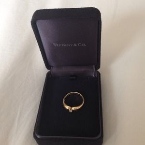 Tiffany gold promise ring - reduced!!!!